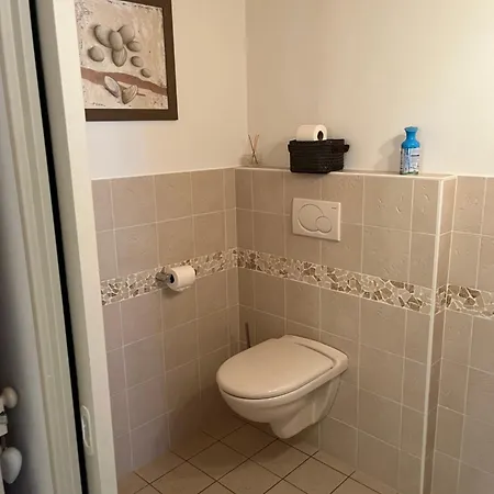 Les Chenes Verts Bed & Breakfast 3*
