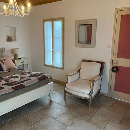 فندق مبيت وإفطار Les Chenes Verts 3*