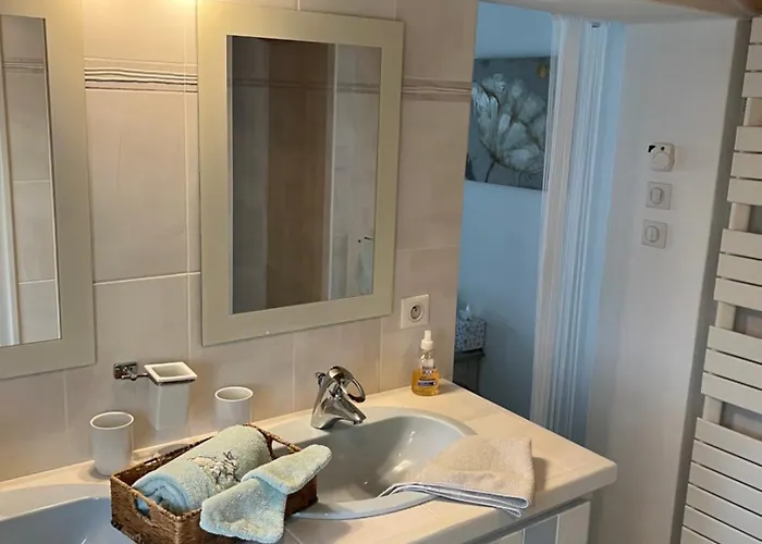 Couette-café Les Chenes Verts Le Grand Vieil